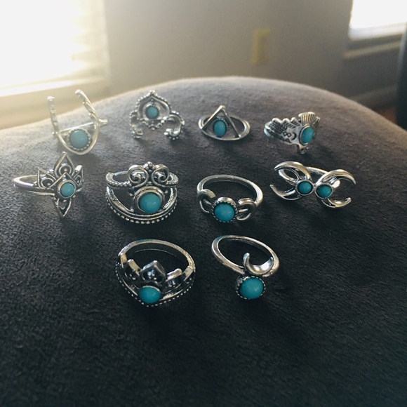 'Warrior' 11-piece Turquoise Boho Silver Ring Set - Picture 4 of 4
